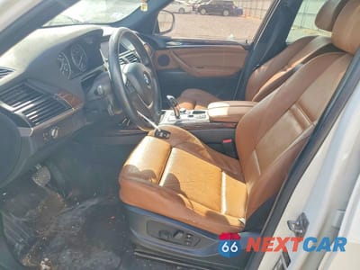 Zdjęcie 7 z 12 samochodu: 2010 BMW X5 XDRIVE30I VIN:5UXFE4C54AL384437 - miniatura