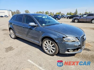 Czwarte zdjęcie samochodu z boku: 2012 AUDI A3 PREMIUM PLUS VIN:WAUKEAFM6CA103462 - miniatura