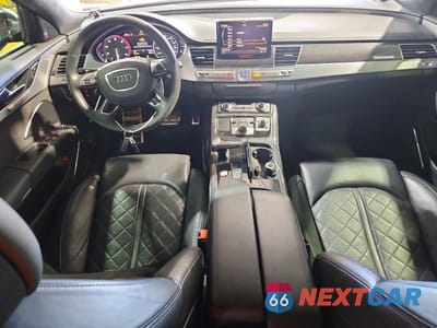 Zdjęcie 8 z 12 samochodu: 2014 AUDI S8 VIN:WAUD2AFD1EN004917 - miniatura
