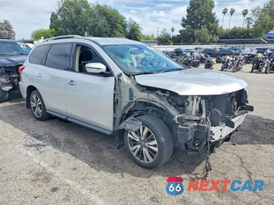 Czwarte zdjęcie samochodu z boku: 2020 NISSAN PATHFINDER SV VIN:5N1DR2BN7LC635355 - miniatura