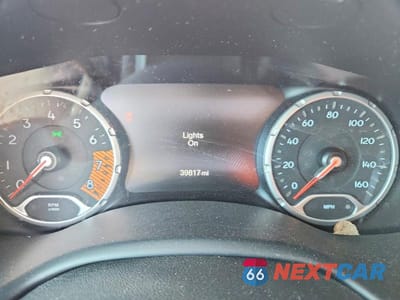 Zdjęcie 9 z 11 samochodu: 2021 JEEP RENEGADE LATITUDE VIN:ZACNJDBB7MPN34036 - miniatura