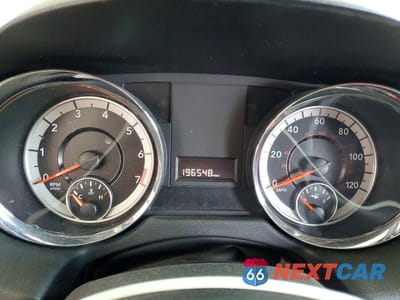 Zdjęcie 9 z 13 samochodu: 2018 DODGE GRAND CARAVAN SXT VIN:2C4RDGCG2JR240994 - miniatura