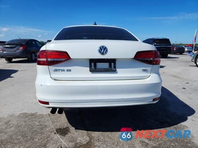 Zdjęcie 6 z 12 samochodu: 2016 VOLKSWAGEN JETTA SE VIN:3VWD67AJ0GM217682 - miniatura