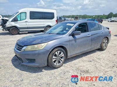 2015 HONDA ACCORD LX 1HGCR2F3XFA256490 - główne zdjęcie licytacji z USA - miniatura