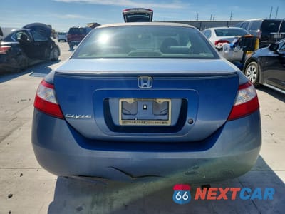 Zdjęcie 6 z 12 samochodu: 2008 HONDA CIVIC LX VIN:2HGFG12638H548094 - miniatura