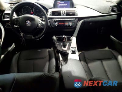 Zdjęcie 8 z 12 samochodu: 2013 BMW 328 XI SULEV VIN:WBA3B5G55DNP41210 - miniatura