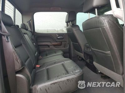 Zdjęcie 10 z 12 samochodu: 2018 GMC 6000 C1500 SLT VIN:3GTP1NEC3JG558708 - miniatura