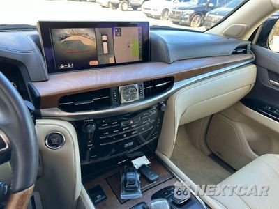 Zdjęcie 13 z 13 samochodu: 2017 LEXUS LX 570 VIN:JTJHY7AX4H4226494 - miniatura