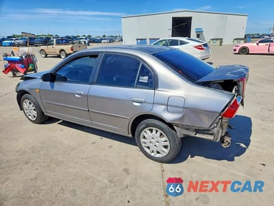Drugie zdjęcie samochodu z przodu: 2004 HONDA CIVIC LX VIN:2HGES16574H533748 - miniatura
