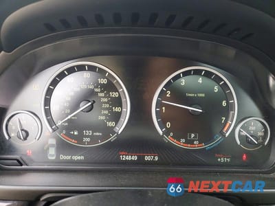 Zdjęcie 9 z 12 samochodu: 2013 BMW 550 I VIN:WBAFR9C53DD227223 - miniatura