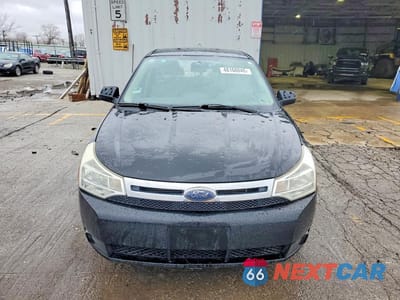 Piąte zdjęcie samochodu w środku: 2010 FORD FOCUS S VIN:1FAHP3EN7AW176407 - miniatura