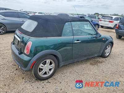 Trzecie zdjęcie samochodu z tyłu: 2005 MINI COOPER VIN:WMWRF33525TF62566 - miniatura