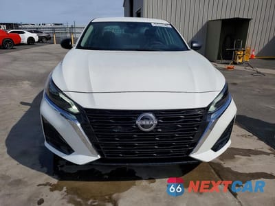 Piąte zdjęcie samochodu w środku: 2025 NISSAN ALTIMA SV VIN:1N4BL4DV7SN372315 - miniatura