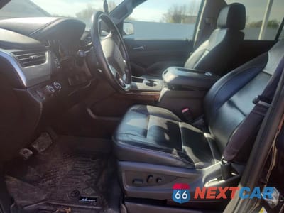 Zdjęcie 7 z 13 samochodu: 2017 CHEVROLET SUBURBAN K1500 LT VIN:1GNSKHKC6HR198512 - miniatura
