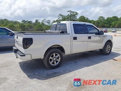 Trzecie zdjęcie samochodu z tyłu: 2012 FORD F150 SUPERCREW VIN:1FTFW1E65CFA72129 - miniatura