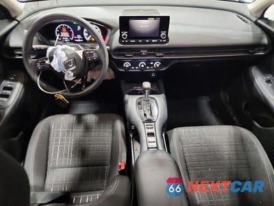 Zdjęcie 8 z 12 samochodu: 2024 HONDA HR-V LX VIN:3CZRZ2H30RM772283 - miniatura