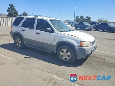 Czwarte zdjęcie samochodu z boku: 2002 FORD ESCAPE XLT VIN:1FMYU03122KC19072 - miniatura