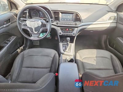 Zdjęcie 8 z 12 samochodu: 2017 HYUNDAI ELANTRA SE VIN:KMHD84LF0HU129390 - miniatura