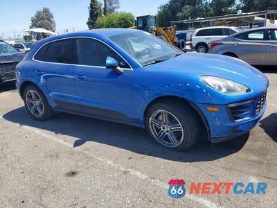 Czwarte zdjęcie samochodu z boku: 2016 PORSCHE MACAN S VIN:WP1AB2A51GLB56222 - miniatura