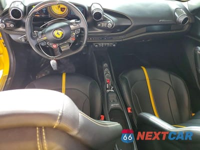 Zdjęcie 8 z 12 samochodu: 2021 FERRARI F8 SPIDER VIN:ZFF93LMA2M0262015 - miniatura