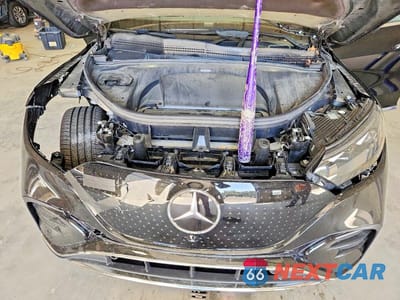 Zdjęcie 12 z 13 samochodu: 2023 MERCEDES-BENZ EQE SUV 350 4MATIC VIN:4JGGM1CB5PA010819 - miniatura