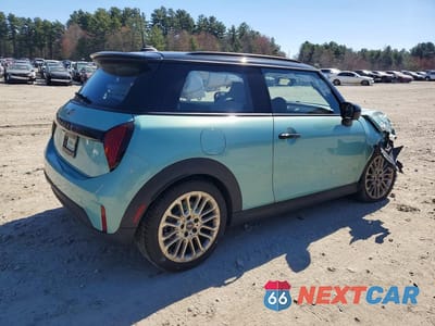 Trzecie zdjęcie samochodu z tyłu: 2026 MINI COOPER S VIN:WMW23GD03T2Y02244 - miniatura