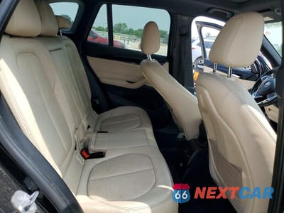 Zdjęcie 10 z 12 samochodu: 2017 BMW X1 XDRIVE28I VIN:WBXHT3C35H5F75779 - miniatura