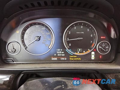 Zdjęcie 9 z 12 samochodu: 2014 BMW 535 XI VIN:WBA5B3C5XED535505 - miniatura