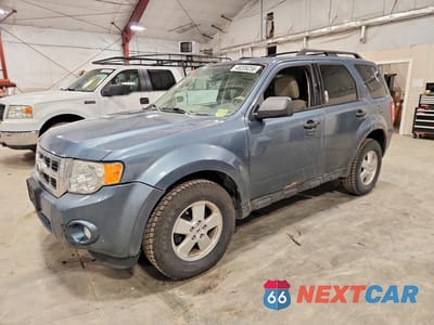 2011 FORD ESCAPE XLT 1FMCU0D78BKA18936 - główne zdjęcie licytacji z USA - miniatura