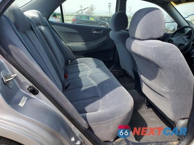 Zdjęcie 10 z 12 samochodu: 2000 HONDA ACCORD LX VIN:1HGCG6554YA106930 - miniatura