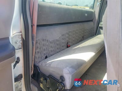 Zdjęcie 10 z 12 samochodu: 1999 FORD F250 SUPER DUTY VIN:1FTNX20FXXEC76510 - miniatura
