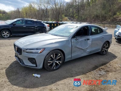 2025 VOLVO S60 CORE 7JRL12GJ1SG362578 - główne zdjęcie licytacji z USA - miniatura