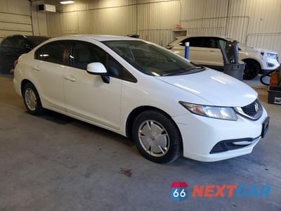 Czwarte zdjęcie samochodu z boku: 2013 HONDA CIVIC HF VIN:2HGFB2F67DH575565 - miniatura