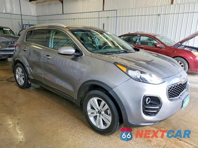 Czwarte zdjęcie samochodu z boku: 2017 KIA SPORTAGE LX VIN:KNDPMCAC0H7088595 - miniatura