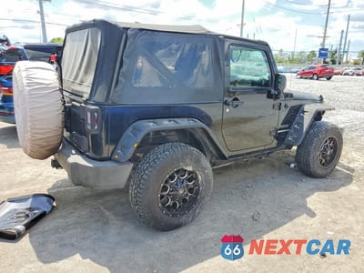 Trzecie zdjęcie samochodu z tyłu: 2013 JEEP WRANGLER SPORT VIN:1C4AJWAG6DL553899 - miniatura