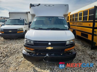 Piąte zdjęcie samochodu w środku: 2022 CHEVROLET EXPRESS EXT CUTAWAY 6.6L V8 VIN:1HA3GTC75NN005820 - miniatura