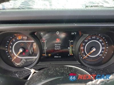 Zdjęcie 9 z 14 samochodu: 2026 JEEP WRANGLER SAHARA VIN:1C4PJXENXTW194384 - miniatura