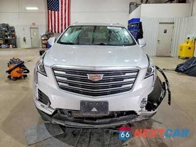Piąte zdjęcie samochodu w środku: 2019 CADILLAC XT5 LUXURY VIN:1GYKNCRS4KZ218953 - miniatura
