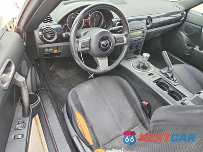 Zdjęcie 8 z 12 samochodu: 2007 MAZDA MX-5 MIATA VIN:JM1NC25F470126510 - miniatura