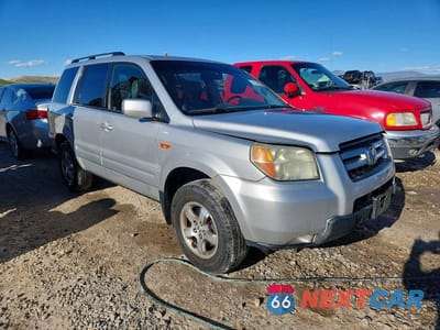 Czwarte zdjęcie samochodu z boku: 2006 HONDA PILOT EX VIN:2HKYF18576H531344 - miniatura