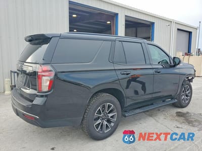 Trzecie zdjęcie samochodu z tyłu: 2021 CHEVROLET TAHOE K1500 Z71 VIN:1GNSKPKD6MR397900 - miniatura