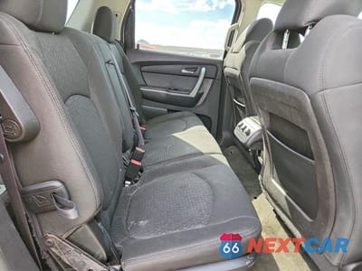 Zdjęcie 10 z 11 samochodu: 2010 GMC ACADIA SL VIN:1GKLVKED0AJ261585 - miniatura