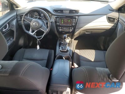 Zdjęcie 8 z 12 samochodu: 2020 NISSAN ROGUE SV VIN:JN8AT2MV2LW133054 - miniatura