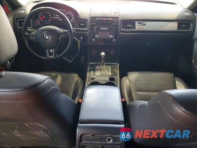 Zdjęcie 8 z 14 samochodu: 2013 VOLKSWAGEN TOUAREG V6 VIN:WVGEF9BP7DD009971 - miniatura
