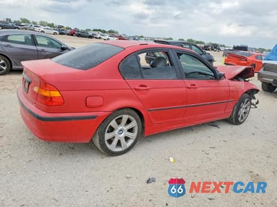 Trzecie zdjęcie samochodu z tyłu: 2003 BMW 325 I VIN:WBAET374X3NJ40388 - miniatura