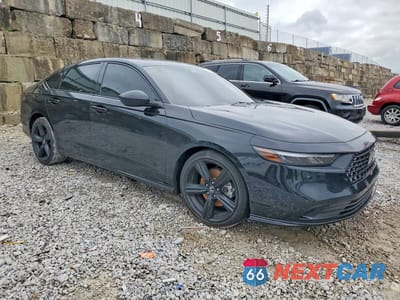 Czwarte zdjęcie samochodu z boku: 2024 HONDA ACCORD HYBRID SPORT-L VIN:1HGCY2F72RA076415 - miniatura