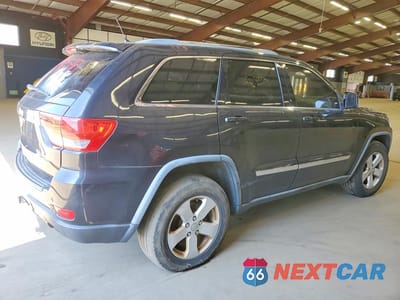 Trzecie zdjęcie samochodu z tyłu: 2012 JEEP GRAND CHEROKEE LAREDO VIN:1C4RJFAG0CC123562 - miniatura