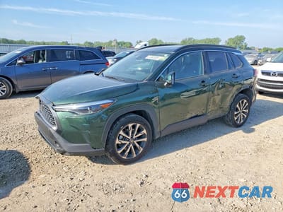 2022 TOYOTA COROLLA CROSS XLE 7MUDAABG3NV002706 - główne zdjęcie licytacji z USA - miniatura