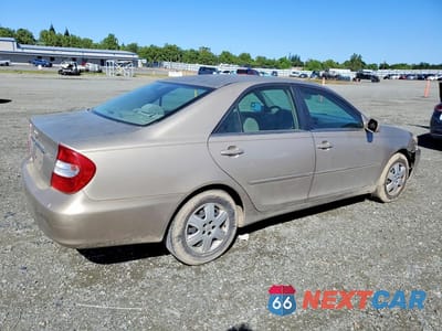 Trzecie zdjęcie samochodu z tyłu: 2004 TOYOTA CAMRY LE VIN:4T1BE32K14U831740 - miniatura