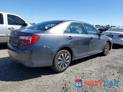 Trzecie zdjęcie samochodu z tyłu: 2013 TOYOTA CAMRY LE VIN:4T4BF1FK6DR308232 - miniatura